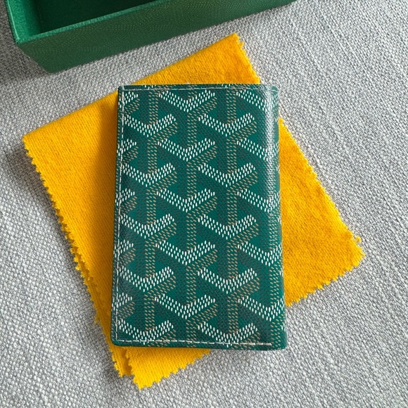 GOYARD Saint-Pierre Card Wallet. - Picture 4 of 11